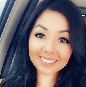 Meet your Posher, Yohana